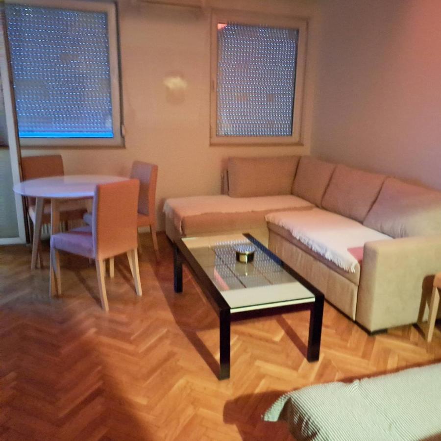 Maja Apartment Νόβι Σαντ Εξωτερικό φωτογραφία